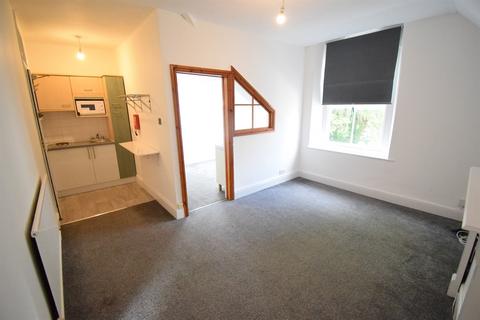 1 bedroom flat to rent, Howard Gardens, Cardiff