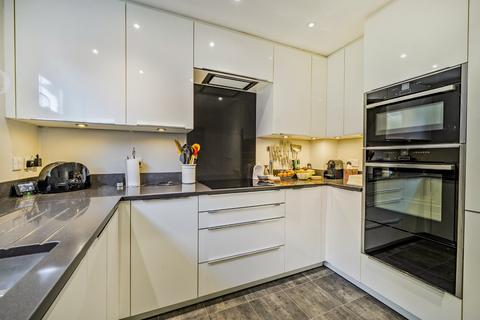 4 bedroom terraced house for sale, Merchants Place, Upper Brook Street, Winchester, Hampshire, SO23