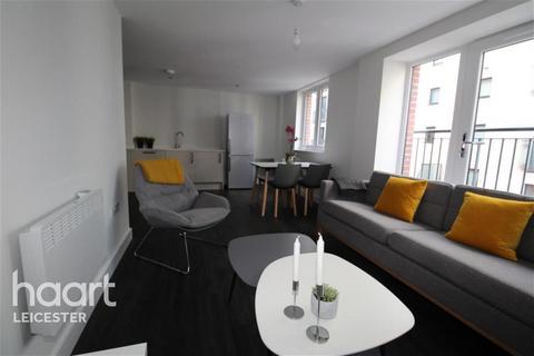 2 bedroom flat to rent, Agin Court, Charles Street