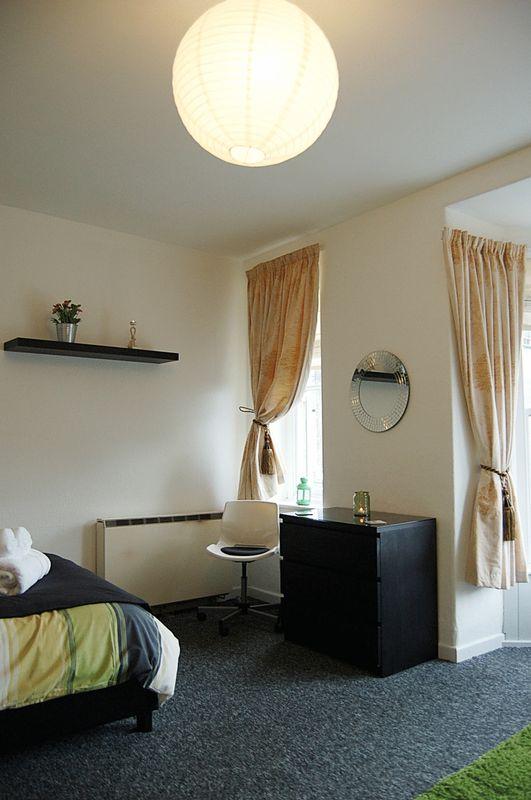 Studio Room