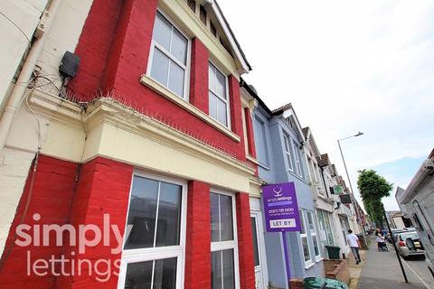 4 bedroom house to rent, Coombe Terrace, Brighton