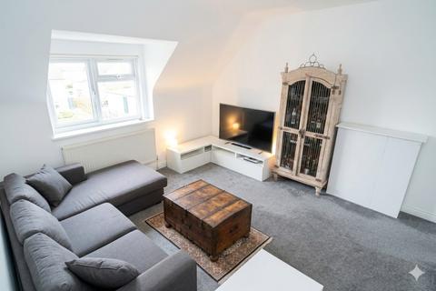 3 bedroom flat to rent, Mulgrave Road, Croydon