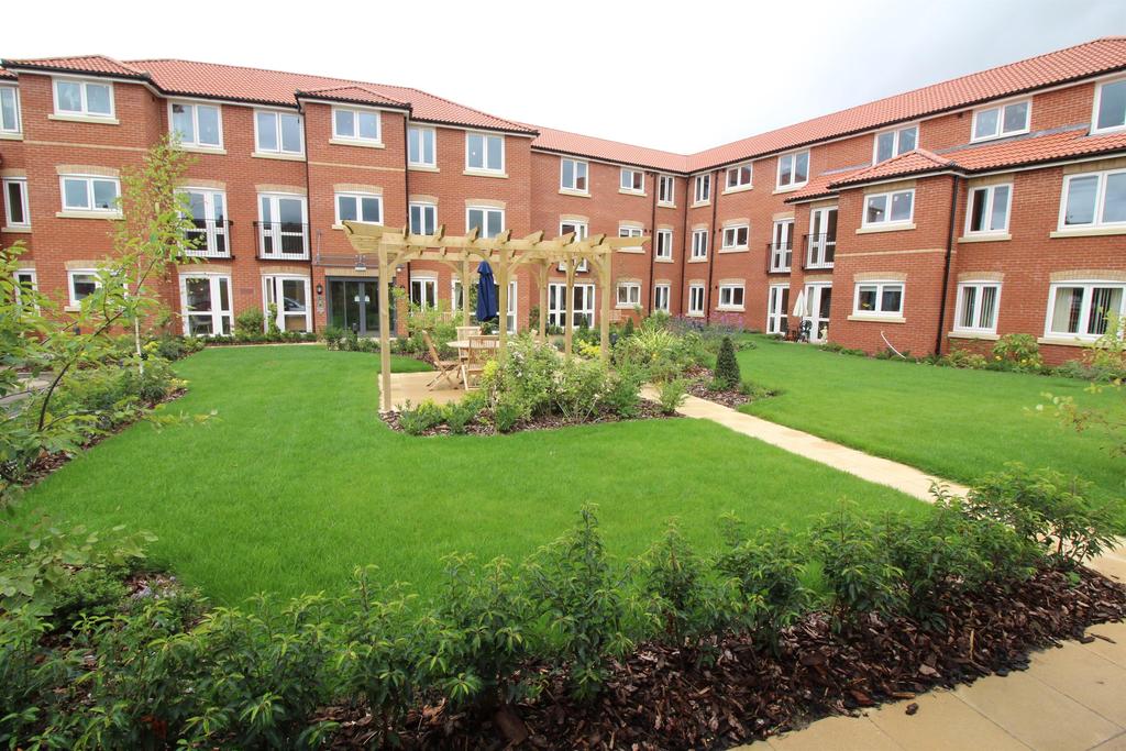 New Pooles Lodge, Fishponds, Bristol, BS16 4FB 1 bed flat £228,950