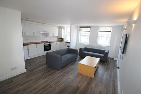 6 bedroom apartment to rent, AVAILABLE FOR SEPTEMBER 2025 - 6 Bedroom Flat for Students - Winton