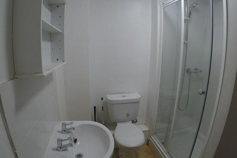 6 bedroom apartment to rent, AVAILABLE FOR SEPTEMBER 2025 - 6 Bedroom Flat for Students - Winton