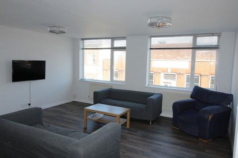 4 bedroom apartment to rent, AVAILABLE SEPTEMBER 2025 - 4 double Bedroom Student Flat -Winton