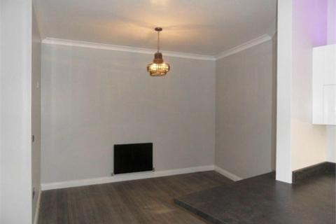 2 bedroom apartment to rent, Kirkgate, BIRSTALL, West Yorkshire