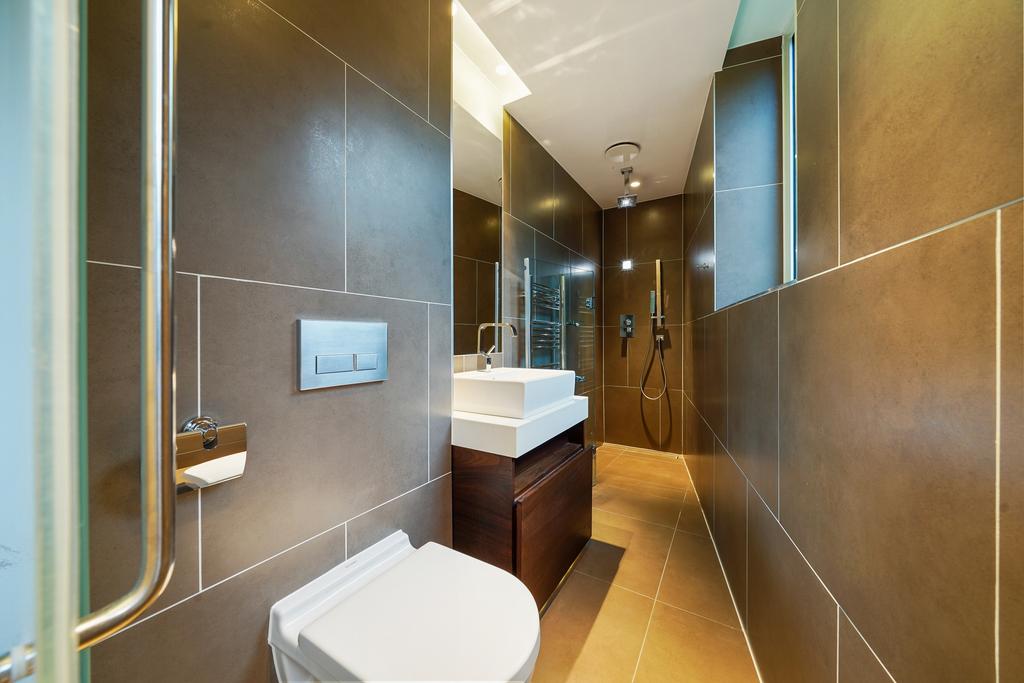 Ensuite to Second Bedroom