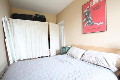 1 bedroom flat to rent, Regents Park Road, Primrose Hill, NW1