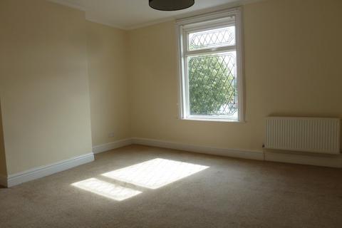 2 bedroom terraced house to rent, Kings Road, Ashton U Lyne