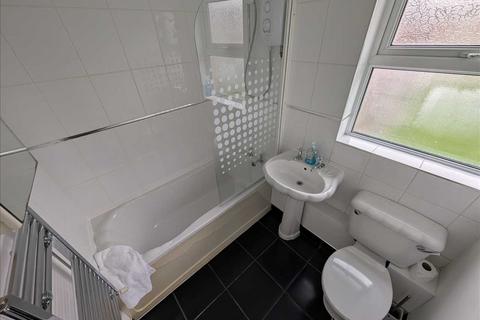 1 bedroom apartment to rent, Ashfield Road, Bispham, Blackpool
