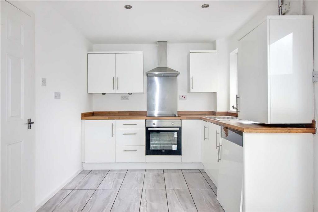 Kitchen / Dining