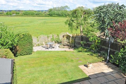 4 bedroom detached house to rent, Berrybrook Meadow, Exminster, Exeter