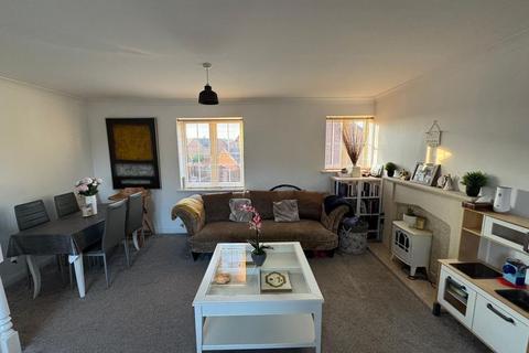 2 bedroom apartment to rent, Finchale Avenue Priorslee, Telford
