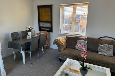 2 bedroom apartment to rent, Finchale Avenue Priorslee, Telford