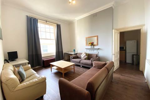 2 bedroom flat to rent - Lord Montgomery Way