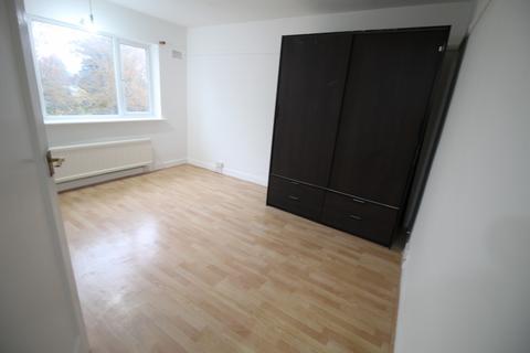 2 bedroom maisonette to rent, Shaftesbury Avenue, Harrow HA2