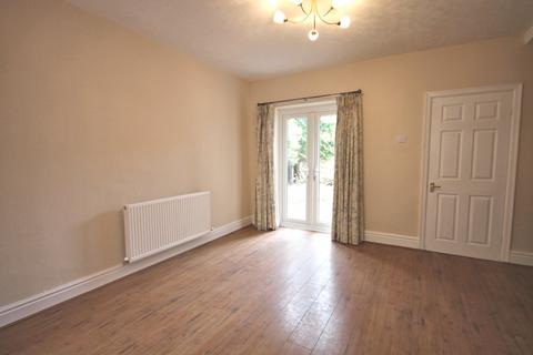 2 bedroom end of terrace house to rent, Ascol Drive, Plumley
