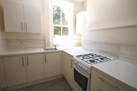 2 bedroom terraced house to rent, Moorside, Knutsford