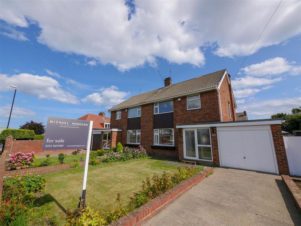 Tunstall Road, Tunstall, Sunderland 3 bed semidetached house £185,000