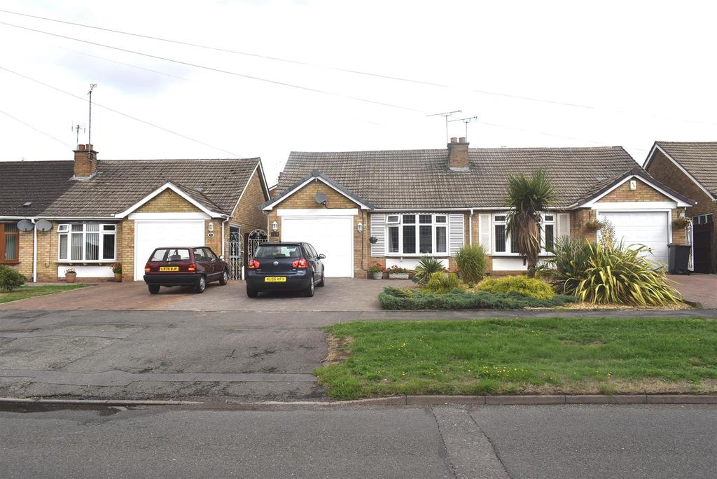 Goodyers End Lane, Bedworth 2 bed semidetached bungalow £235,000