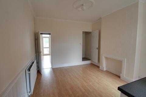 2 bedroom terraced house to rent, Duncan Road, Leicester