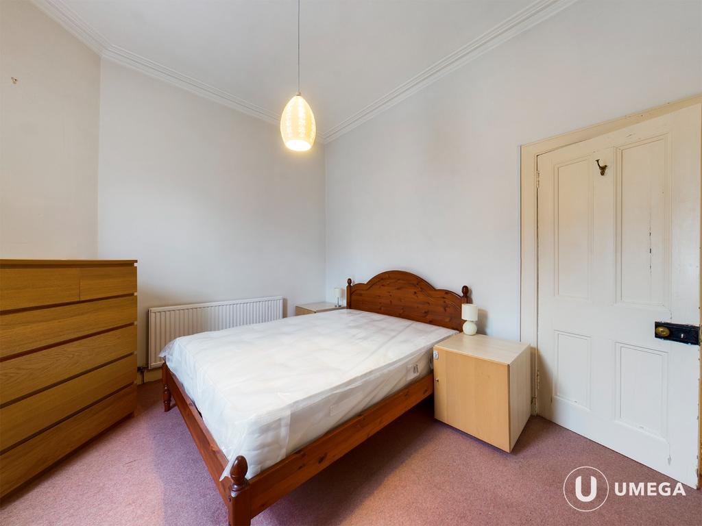MacDowall Road, Newington, Edinburgh... 2 bed flat £1,300 pcm (£300 pw)