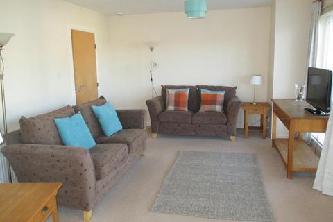 2 bedroom flat to rent, Gray Street, Top Floor, AB10