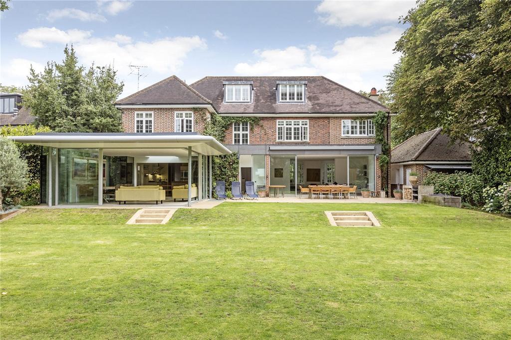 Longwood Drive, Putney, London, SW15 5 bed detached house to rent £
