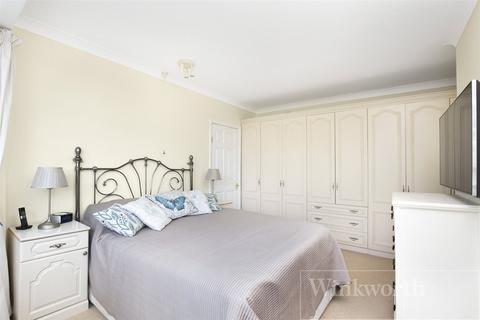 16 Valley Drive, London, NW9 9NP