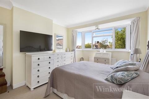 16 Valley Drive, London, NW9 9NP