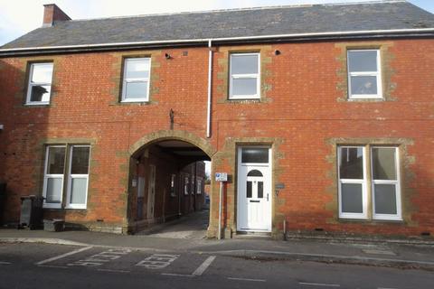 1 bedroom flat to rent, Bow Street, Langport