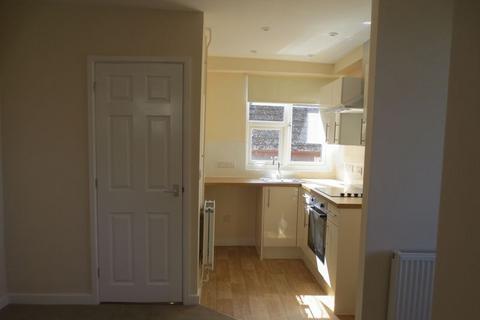 1 bedroom flat to rent, Bow Street, Langport