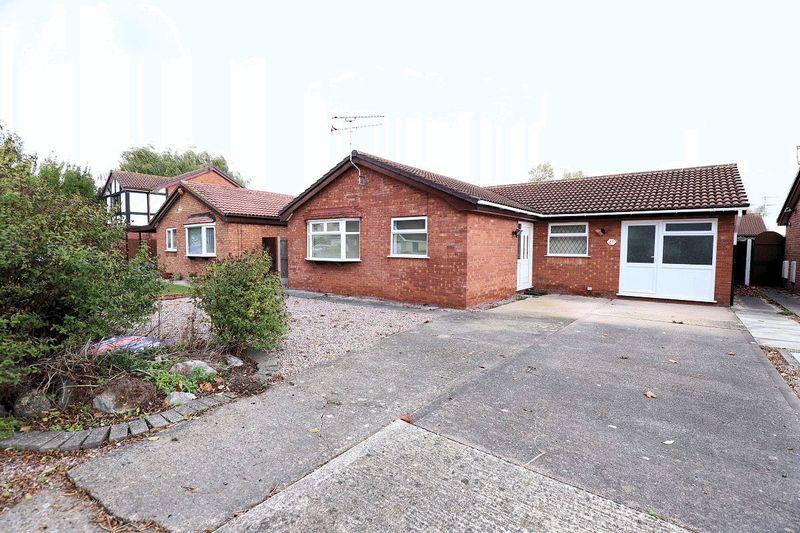 Clwyd Park, Kinmel Bay 3 bed detached bungalow £159,950