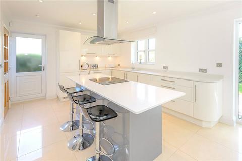 4 bedroom detached house to rent, Napper Close, Ascot, Berkshire