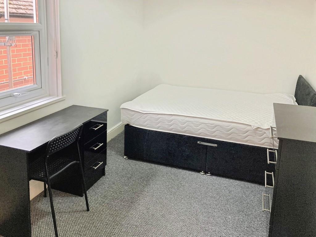 116a8a0e-bedroom