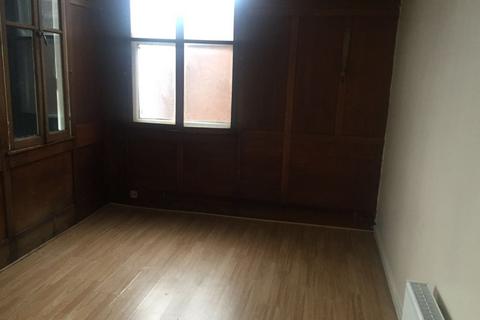 undefined, Hyde, Greater Manchester SK14