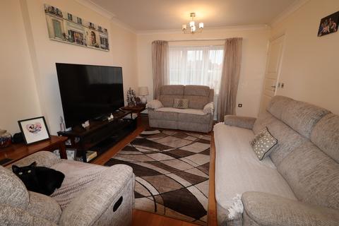 4 bedroom link detached house to rent - Highland Drive, Loughborough