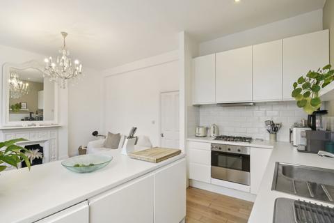 2 bedroom apartment to rent, Ribblesdale Road, Crouch End, N8