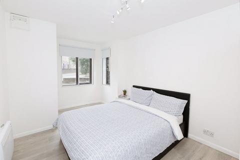 1 bedroom apartment to rent, DEWBERRY STREET, POPLAR, LONDON E14