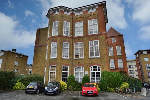 2 bedroom apartment to rent, OLD SCHOOL SQUARE, POPLAR E14