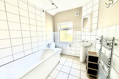 2 bedroom end of terrace house to rent, HARBORNE PARK ROAD, HARBORNE