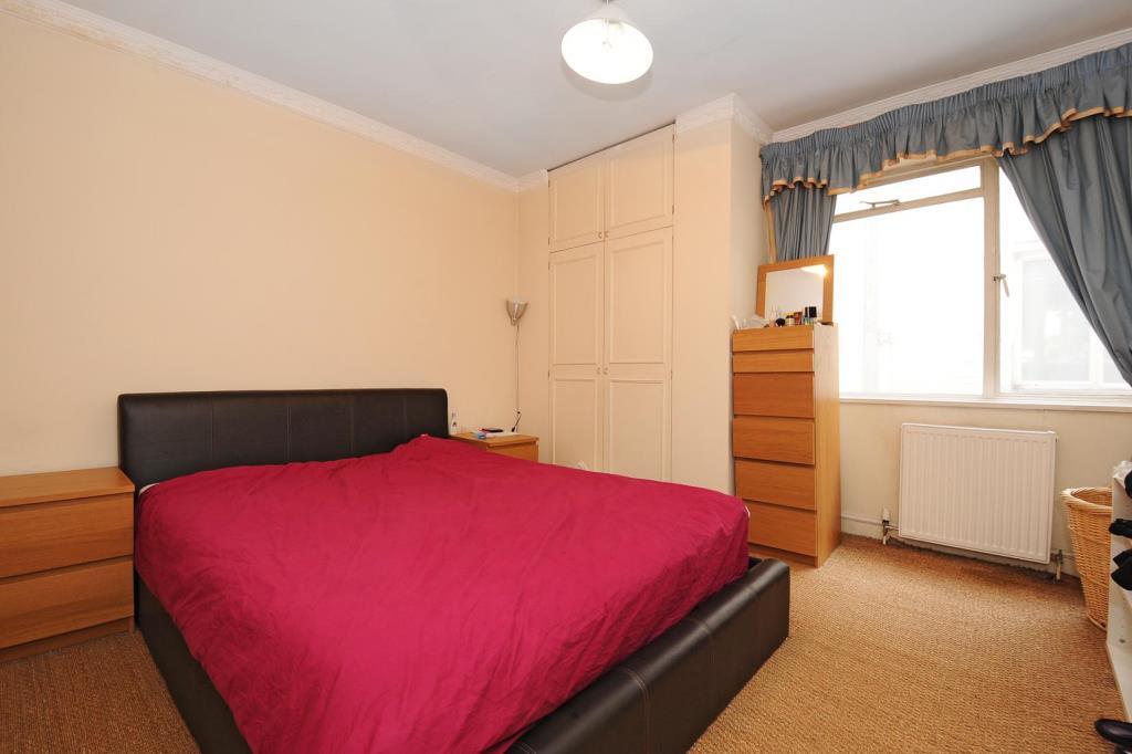 Linden Gardens, Notting Hill, W2 2 bed apartment £1,746 pcm (£403 pw)