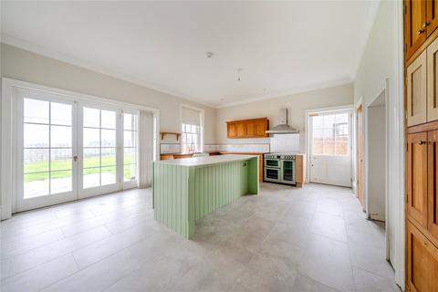 6 bedroom detached house to rent, Kemsing Road, Kemsing, Sevenoaks, Kent, TN15