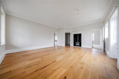 6 bedroom detached house to rent, Kemsing Road, Kemsing, Sevenoaks, Kent, TN15