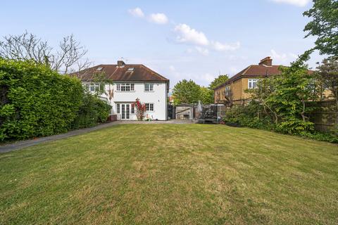 19 South Drive, Ruislip, HA4 8EU
