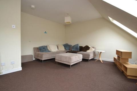 2 bedroom flat to rent, Weavers Way, Tillicoultry FK13
