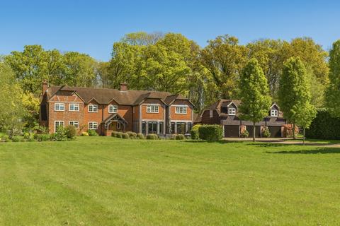 Frayle House Hillside, Odiham, Hook, RG29 1HX