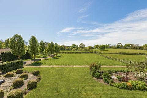 Frayle House Hillside, Odiham, Hook, RG29 1HX