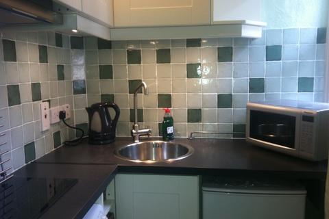 1 bedroom flat to rent, Chalmers Buildings, Fountainbridge, Edinburgh, EH3